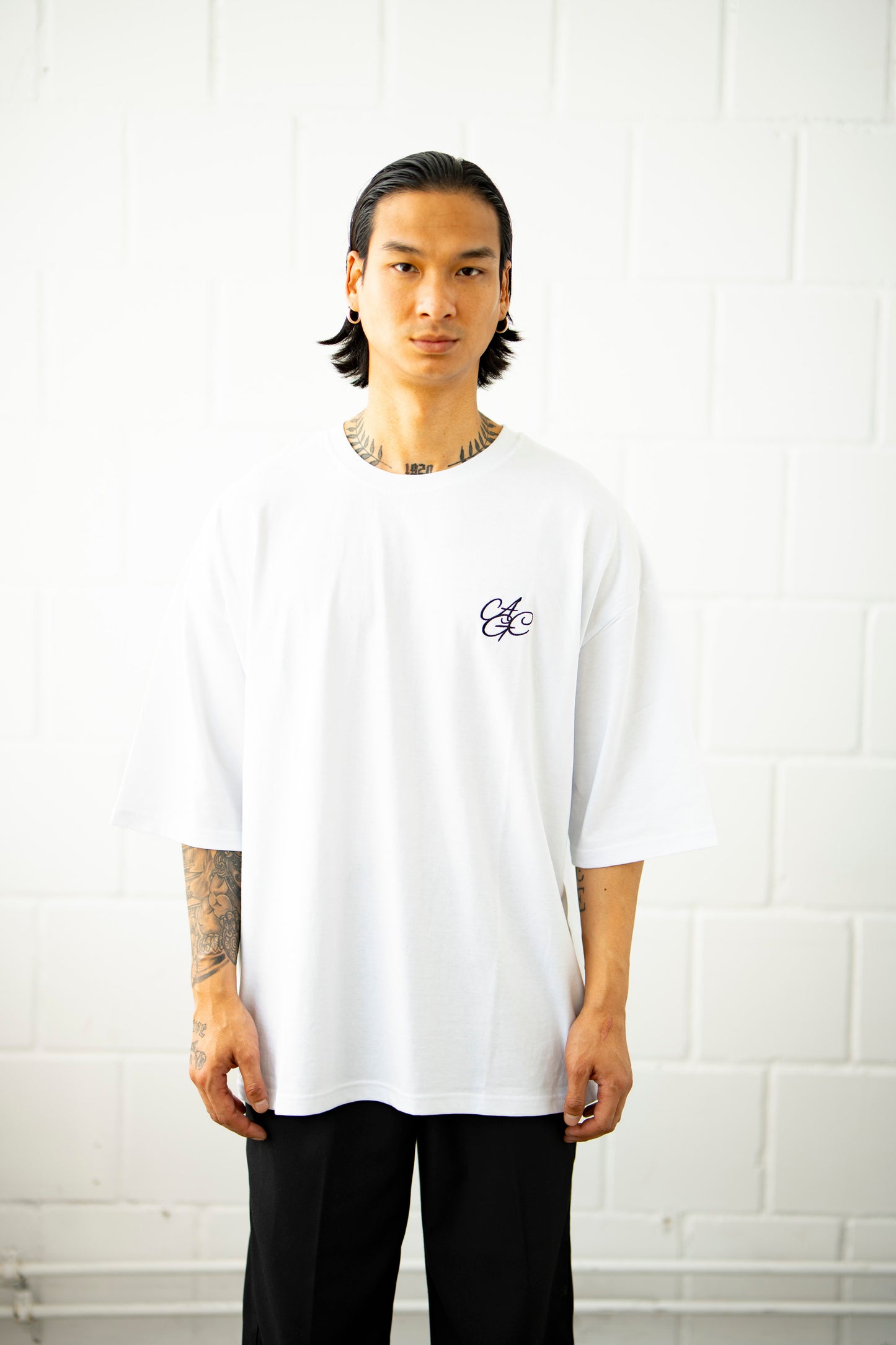 AGC SIGNATURE TEE WHITE