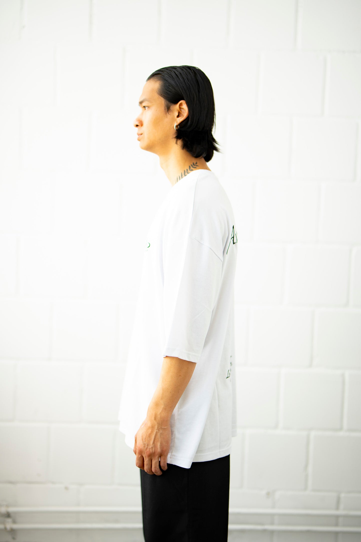 AGC SIGNATURE TEE WHITE